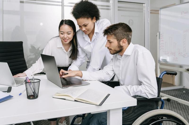 The HR Director image